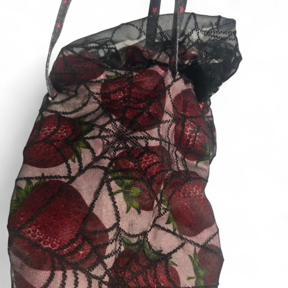 Small strawberry spiderweb handmade satchel super cutsie gothic (Acc1)